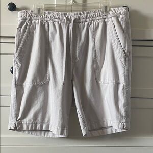Athleta Men’s Birch Grey Farallon 9” Bermuda Shorts UPF50+ w/ Pockets - Size 12